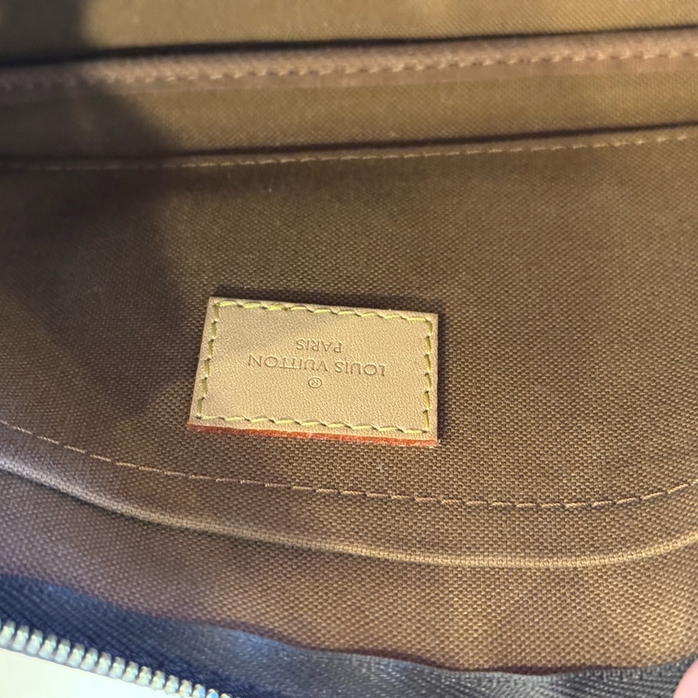 Louis Vuitton Multi Pochette Accessories Authentic Green - Picture 5 of 7